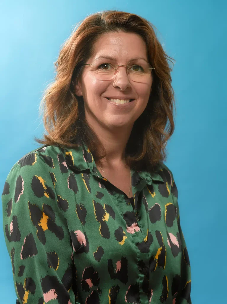 Esther van Gils